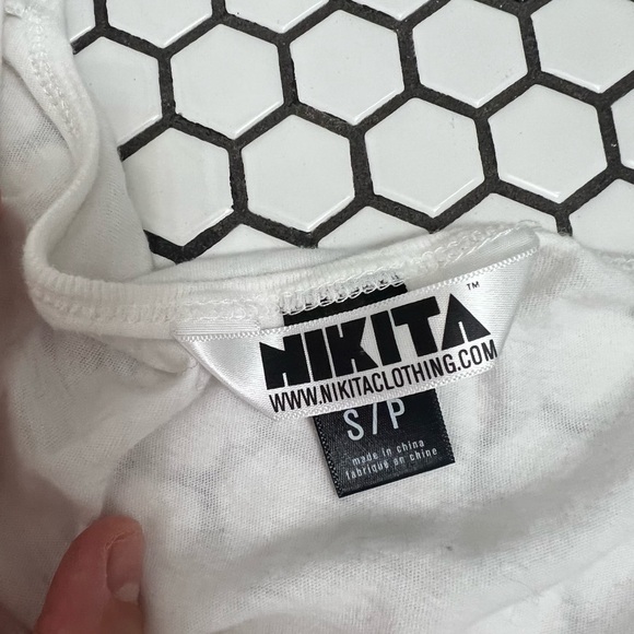 Nikita clothing tee shirt size small - Picture 4 of 6